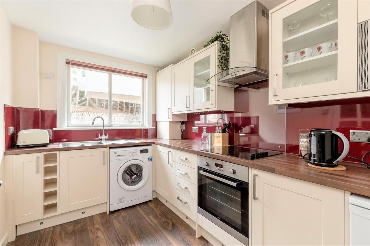 Stunning 1 Bed At Holyrood Palace & Arthurs Seat EDI Buitenkant foto